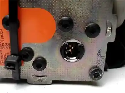 Автозапчастина б/у передній правий ремін безпеки для toyota yaris (ksp9/scp9/nlp9) 1.4 turbodiesel cat посилання на oem iam 732200d120  