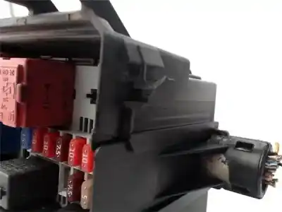 Second-hand car spare part fuse box unit for opel corsa d 1.0 catch me oem iam references 13292736  