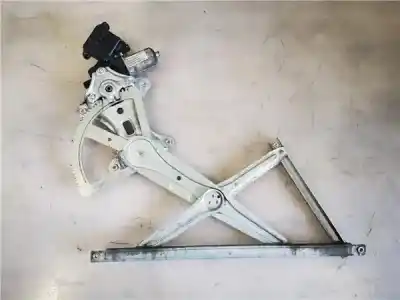 Second-hand car spare part driver left window regulator for toyota corolla verso (e12) 2.0 d4d oem iam references 698200f010