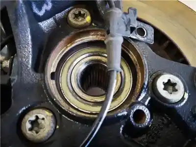 Автозапчасти б/у передняя левая кулачка за kia ceed (jd) 1.0 drive ссылки oem iam 51715g4aa0  