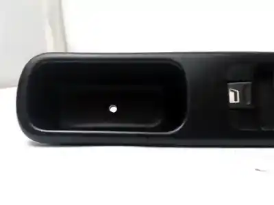 Second-hand car spare part right front power window switch for peugeot 307 (3a/c) 1.6 hdi oem iam references   