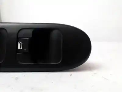 Second-hand car spare part right front power window switch for peugeot 307 (3a/c) 1.6 hdi oem iam references   