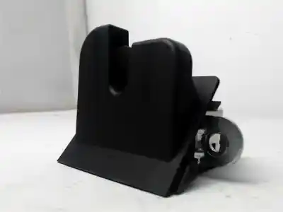 Second-hand car spare part trunk lock for seat leon (1p1) 1.9 tdi oem iam references 1p9827645a  