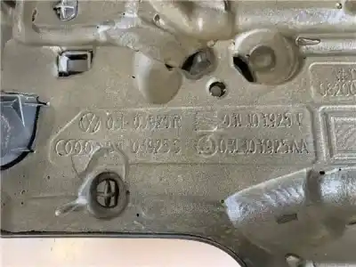 Second-hand car spare part engine cover for volkswagen touran (1t3) 1.6 tdi oem iam references 03l03925r  