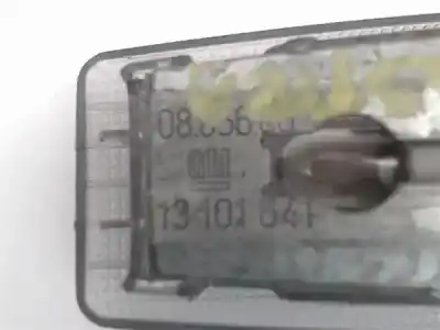 Автозапчастина б/у внутрішне світло для opel astra h gtc (a04) 1.9 cdti 16v (l08) посилання на oem iam 0885680  13100641