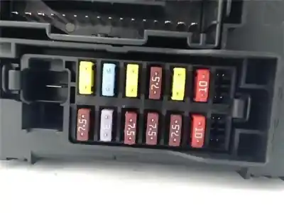 Автозапчастина б/у реле/запоперівник для opel corsa d (s07) 1.4 (l08 l68) посилання на oem iam 13279900  28140881