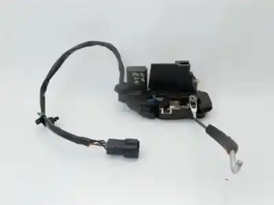 Second-hand car spare part left front door lock for kia carens (rs) 2.0 crdi oem iam references 0k2fc59310