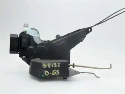 Автозапчастина б/у ЗАМОК ПЕРЕДНІХ ДВЕРЕЙ ЛІВИЙ для LEXUS IS (DS2/IS2)  Посилання на OEM IAM 6932053030  