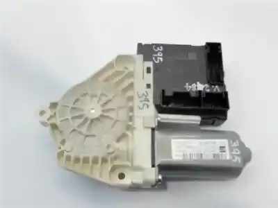 Peça sobressalente para automóvel em segunda mão MOTOR ELEVADOR VIDRO DIANTEIRO ESQUERDO por SEAT ALTEA XL (5P5)  Referências OEM IAM 3C8959701  5P0837401AK