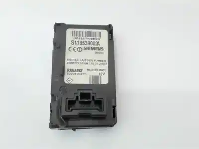 Peça sobressalente para automóvel em segunda mão CHAVE DE RODA por RENAULT MEGANE II BERLINA 5P  Referências OEM IAM 8200125077  