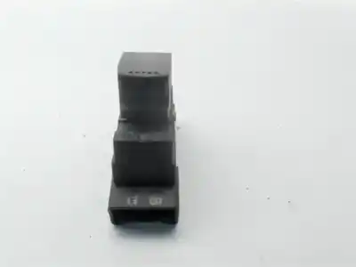 Second-hand car spare part right front power window switch for suzuki swift iii (sg) 1.5 oem iam references 62j003564t