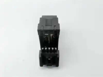 Second-hand car spare part right front power window switch for suzuki swift iii (sg) 1.5 oem iam references 62j003564t  