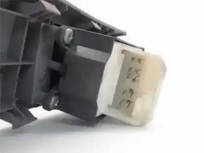 Second-hand car spare part left front power window switch for toyota yaris (ksp9/scp9/nlp9) 1.3 cat oem iam references 848200d100  