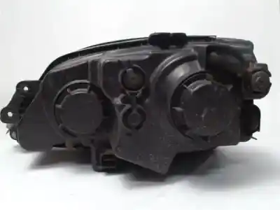 Second-hand car spare part right headlight for kia sorento (bl) 2.5 crdi oem iam references 921023e060  