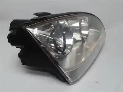 Second-hand car spare part right headlight for kia sorento (bl) 2.5 crdi oem iam references 921023e060  