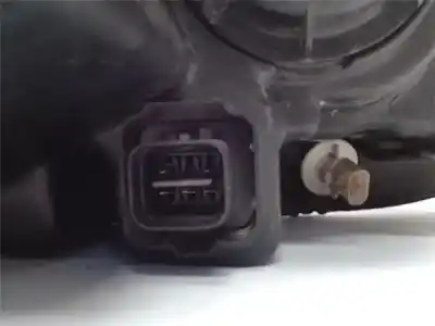 Second-hand car spare part left headlight for kia sorento (bl) 2.5 crdi oem iam references 921013e060  