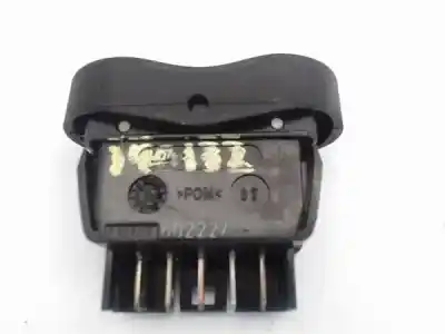 Peça sobressalente para automóvel em segunda mão botão / interruptor elevador vidro dianteiro direito por dacia logan (ls_) 1.6 16v (ls09 ls0l ls0m ls0p ls0v ls18 ls1s ls1v.... referências oem iam 8200602227  602227