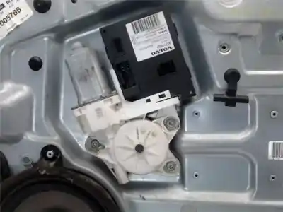 Second-hand car spare part passenger side right window regulator for volvo v50 familiar 2.0 d oem iam references 30737681  