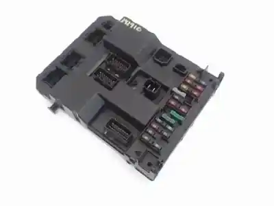 Peça sobressalente para automóvel em segunda mão centralina de motor uce por peugeot 307 break (3e) 1.6 16v referências oem iam 9651197580