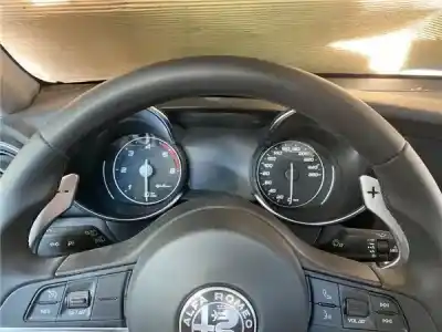 İkinci el araba yedek parçası enstrüman paneli için alfa romeo giulia (952) 2.2 jtdm cat oem iam referansları 0050559571