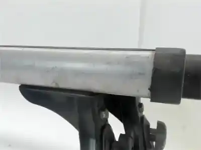 Peça sobressalente para automóvel em segunda mão barras porta-bagagens de tejadilho por opel vectra c berlina 2.2 16v dti cat (y 22 dtr / l50) referências oem iam   
