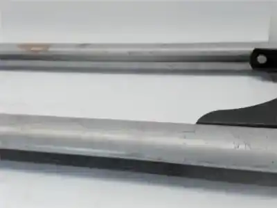 Peça sobressalente para automóvel em segunda mão barras porta-bagagens de tejadilho por opel vectra c berlina 2.2 16v dti cat (y 22 dtr / l50) referências oem iam   
