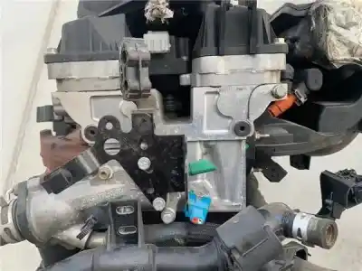 Pezzo di ricambio per auto di seconda mano motore completo per peugeot 206 sw (2e/k) 1.6 16v riferimenti oem iam nfu  