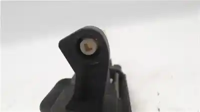 Second-hand car spare part tailgate back door handle for mazda 2 (b2w) 1.6 oem iam references d35062410a  