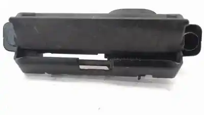 Second-hand car spare part tailgate back door handle for mazda 2 (b2w) 1.6 oem iam references d35062410a  