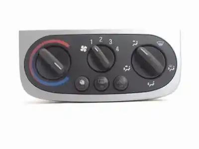 Second-hand car spare part climate control for opel corsa c 1.3 cdti oem iam references 31110haaci