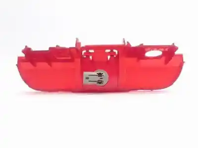 Second-hand car spare part central brake light for mazda 2 (b2w) 1.6 oem iam references d35051580c  