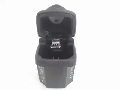 Автозапчасти б/у пепельница за suzuki swift iii (sg) 1.3 ссылки oem iam 8981286g00  