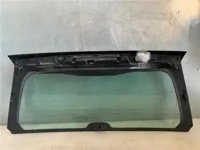 Second-hand car spare part rear glass window for smart for two 0.7 oem iam references q0001378v009c41a00  q0001380v009000000