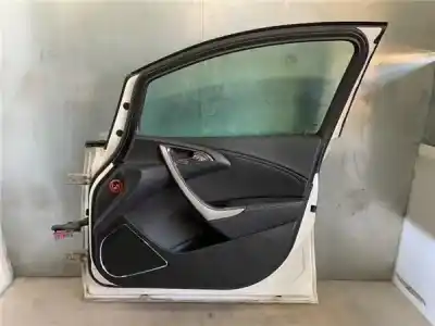 Автозапчастина б/у передні праві двері для opel astra j (p10) 1.6 (68) посилання на oem iam 124080  