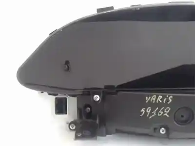 Pezzo di ricambio per auto di seconda mano pannello degli strumenti per toyota yaris (ksp9/scp9/nlp9) 1.3 cat riferimenti oem iam 838000d660d  mb4573003176