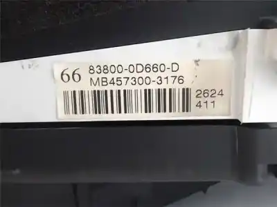 Pezzo di ricambio per auto di seconda mano pannello degli strumenti per toyota yaris (ksp9/scp9/nlp9) 1.3 cat riferimenti oem iam 838000d660d  mb4573003176