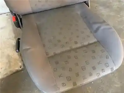 Автозапчасти б/у левое переднее сидение за audi a4 b5 avant (8d5) 2.6 ссылки oem iam 8d0881025e  