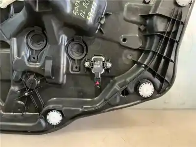 Tweedehands auto-onderdeel regelaar rechts voor ruit voor fiat 500x (334_) 1.6 d multijet (334axa1b, 334axa11) oem iam-referenties 71777161  