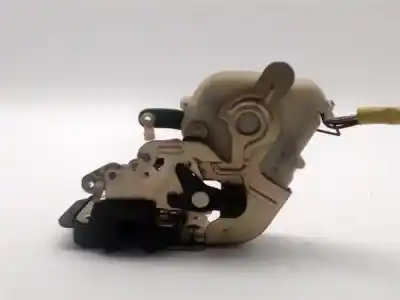 Second-hand car spare part rear left door lock for kia sorento (bl) 2.5 crdi oem iam references 814103e010  