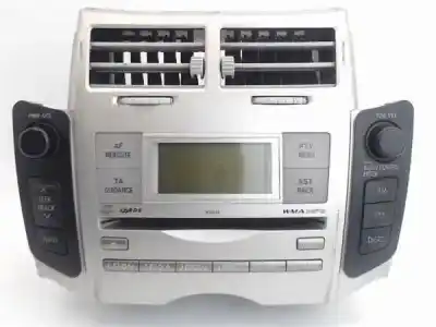 Tweedehands auto-onderdeel audiosysteem / radio-cd voor toyota yaris (ksp9/scp9/nlp9) 1.3 cat oem iam-referenties cqts0570lc  