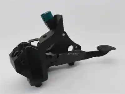Second-hand car spare part brake pedal for renault clio v 1.0 tce oem iam references 180108467r