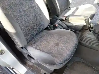 Second-hand car spare part right front seat for nissan terrano ii (r20) 2.7 td 4wd oem iam references 87000