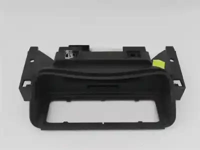 Second-hand car spare part display for renault clio ii fase ii (b/cb0) 1.4 16v oem iam references 8200069064  