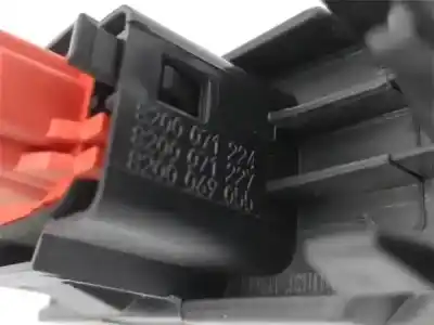 Second-hand car spare part multifunction switch for renault clio ii fase ii (b/cb0) 1.4 16v oem iam references 8200071224  