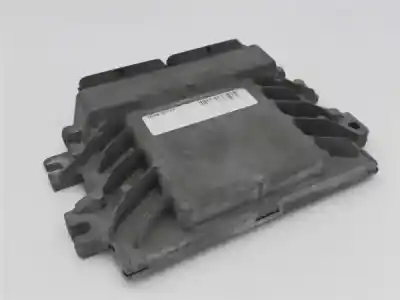 Second-hand car spare part ecu engine control for renault clio ii fase ii (b/cb0) 1.4 16v oem iam references 8200473744  8200400246