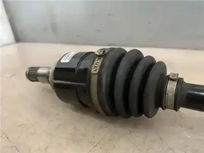 Автозапчастина б/у передня ліва трансмісія для toyota yaris (ncp1/nlp1/scp1) 1.4 d-4d linea luna посилання на oem iam 434030d030  