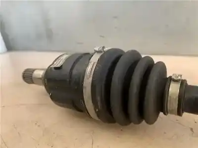 Автозапчастина б/у передня права трансмісія для toyota yaris (ncp1/nlp1/scp1) 1.4 d-4d linea luna посилання на oem iam 434100d150  