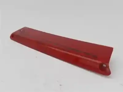 Peça sobressalente para automóvel em segunda mão farolim de travão central por ford fiesta vi 1.25 referências oem iam 8a6113a613ak