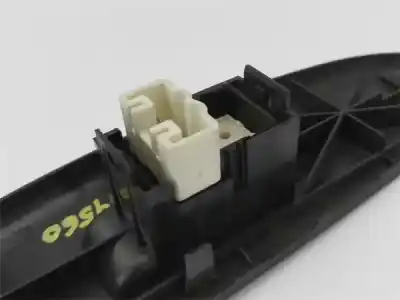 Second-hand car spare part right front power window switch for toyota yaris (ncp1/nlp1/scp1) 1.4 d-4d linea luna oem iam references 848100d010  