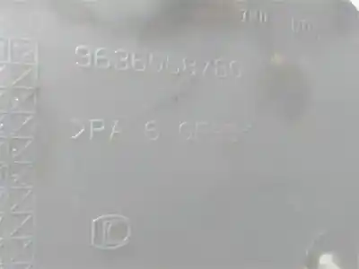 Peça sobressalente para automóvel em segunda mão farol / farolim direito por kia rio (jb) 1.4 16v referências oem iam 921021g630